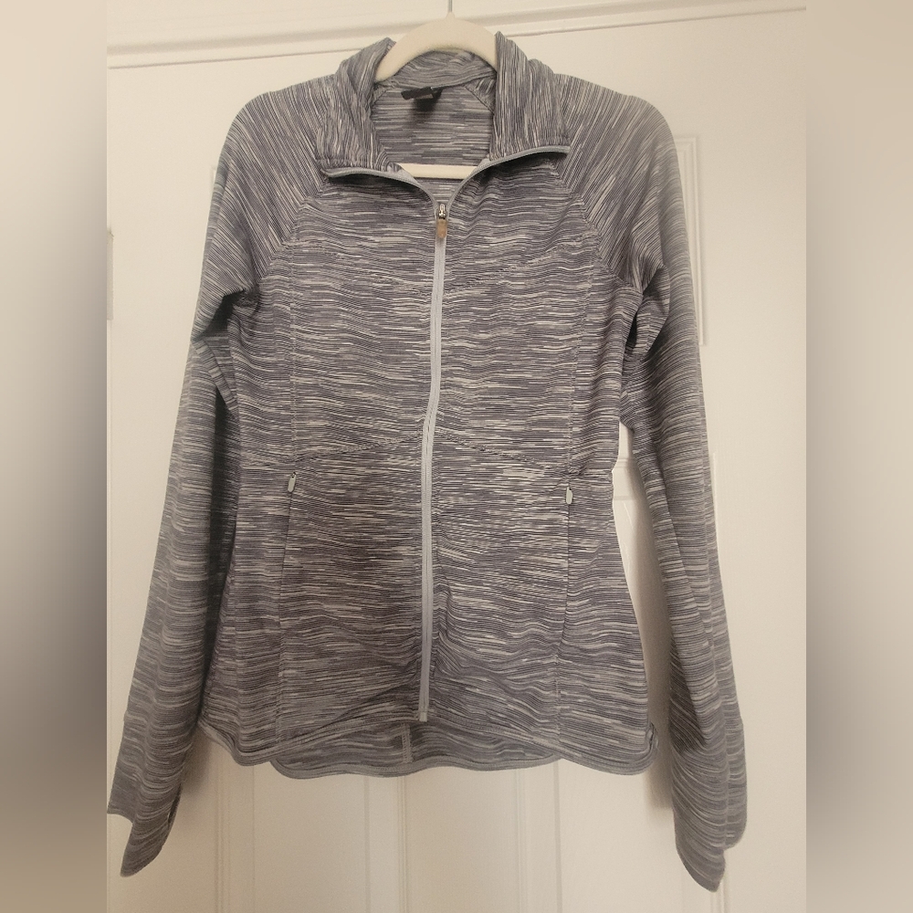 Champion Women's Tailored Workout Jacket Full zipper, hidden zip pockets S